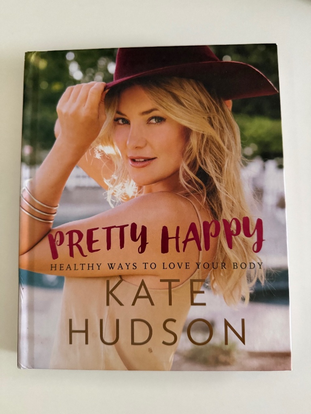 Kate Hudson Book - Pretty Happy